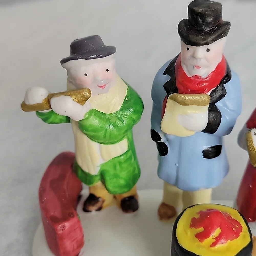 1994 Lemax Dickensvale Porcelain Carolling Quartet Figurines